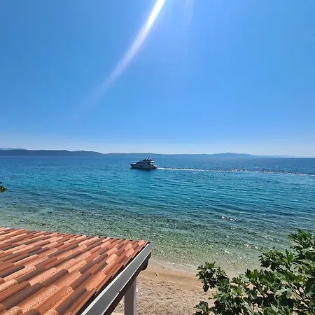 Beach Apartments Villa Holiday * Živogošće