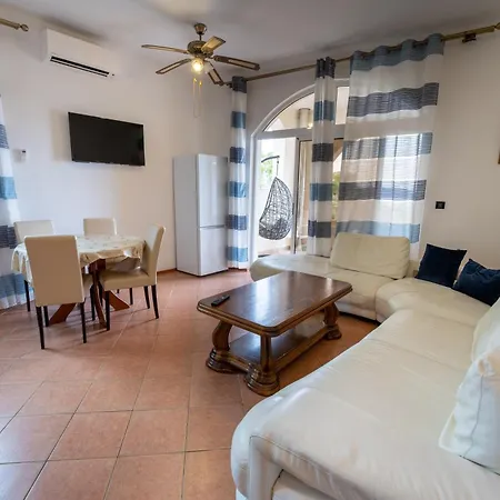 Apartment Beach Apartments Villa Holiday Živogošće
