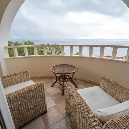 Beach Apartments Villa Holiday شقة