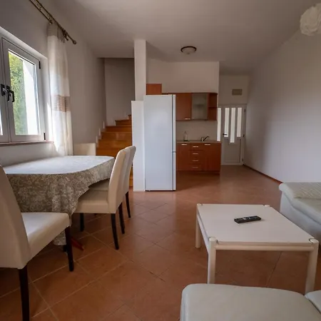 Apartment Beach Apartments Villa Holiday Živogošće